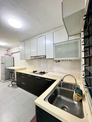 Blk 202A Compassvale South Gate (Sengkang), HDB Executive #450321121